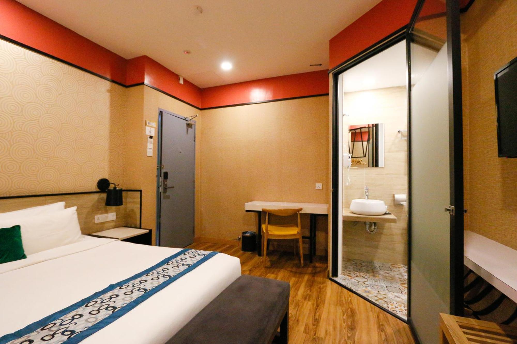 Golden Roof Hotel, Seri Iskandar Kültér fotó