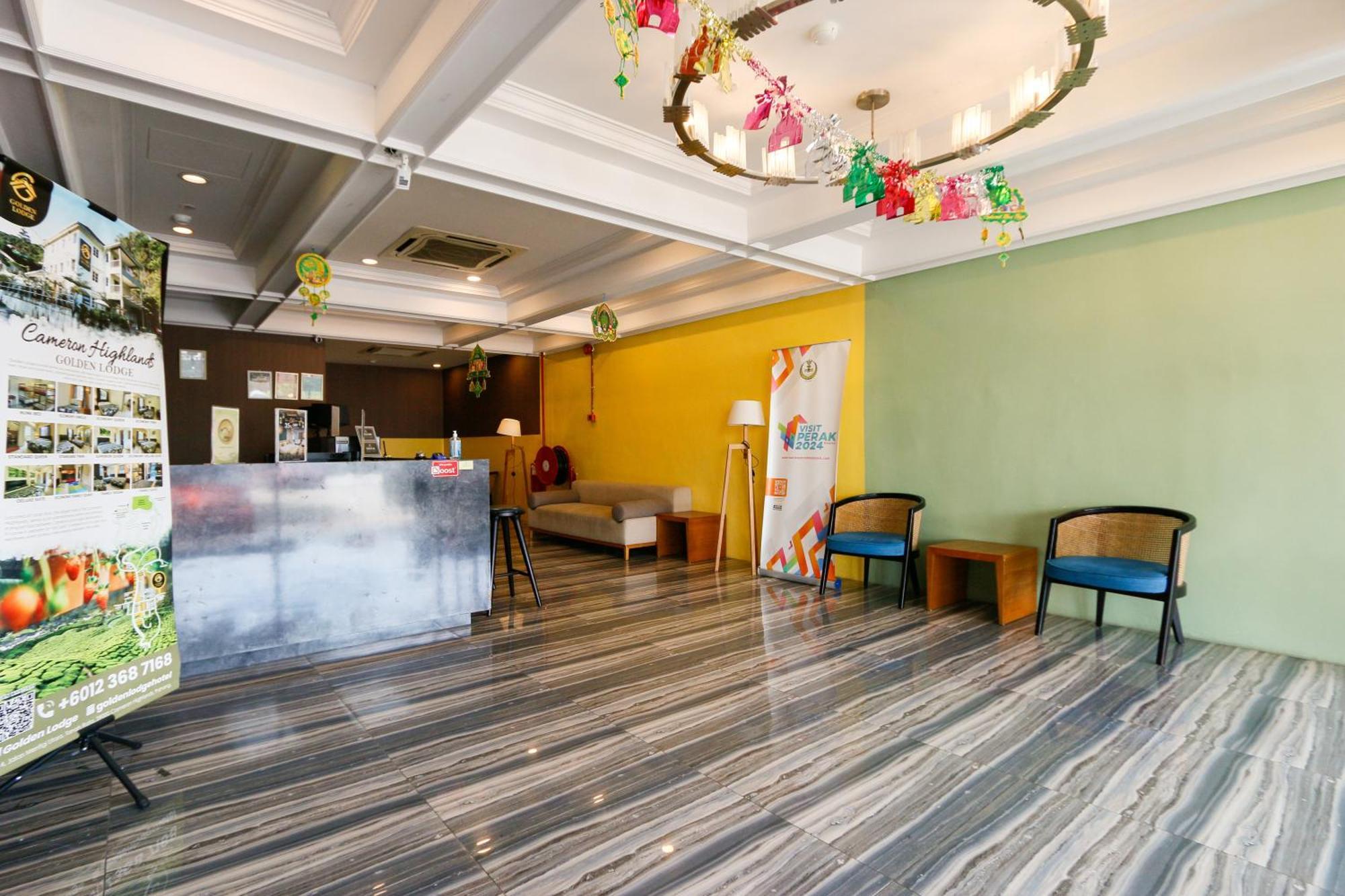 Golden Roof Hotel, Seri Iskandar Kültér fotó