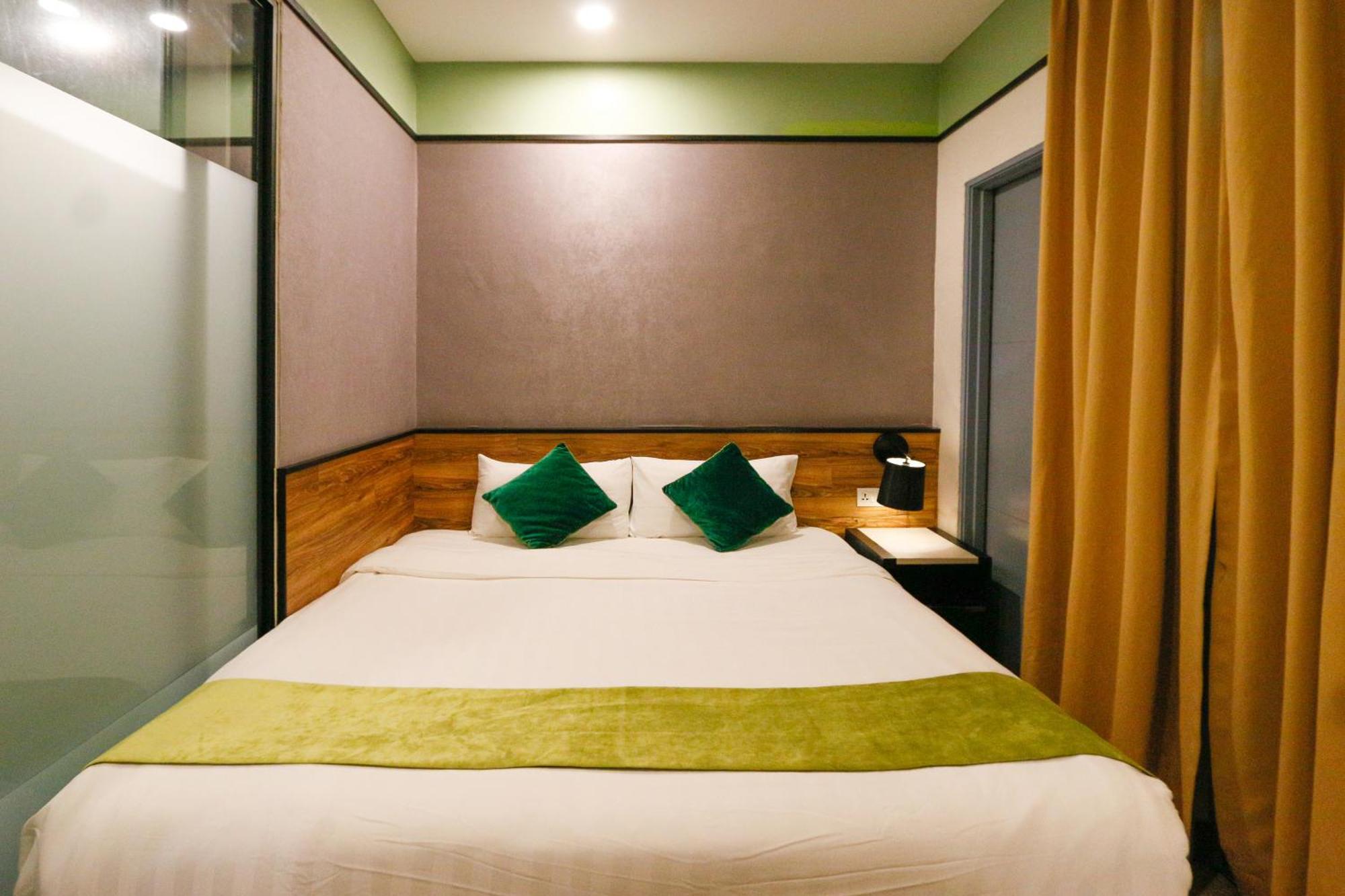 Golden Roof Hotel, Seri Iskandar Kültér fotó